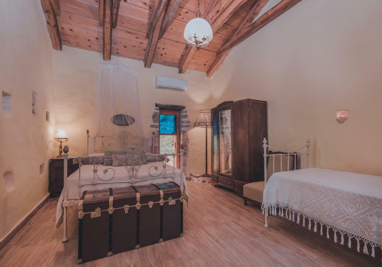 Affittacamere La Casa Di Nonna Koríthion Esterno foto