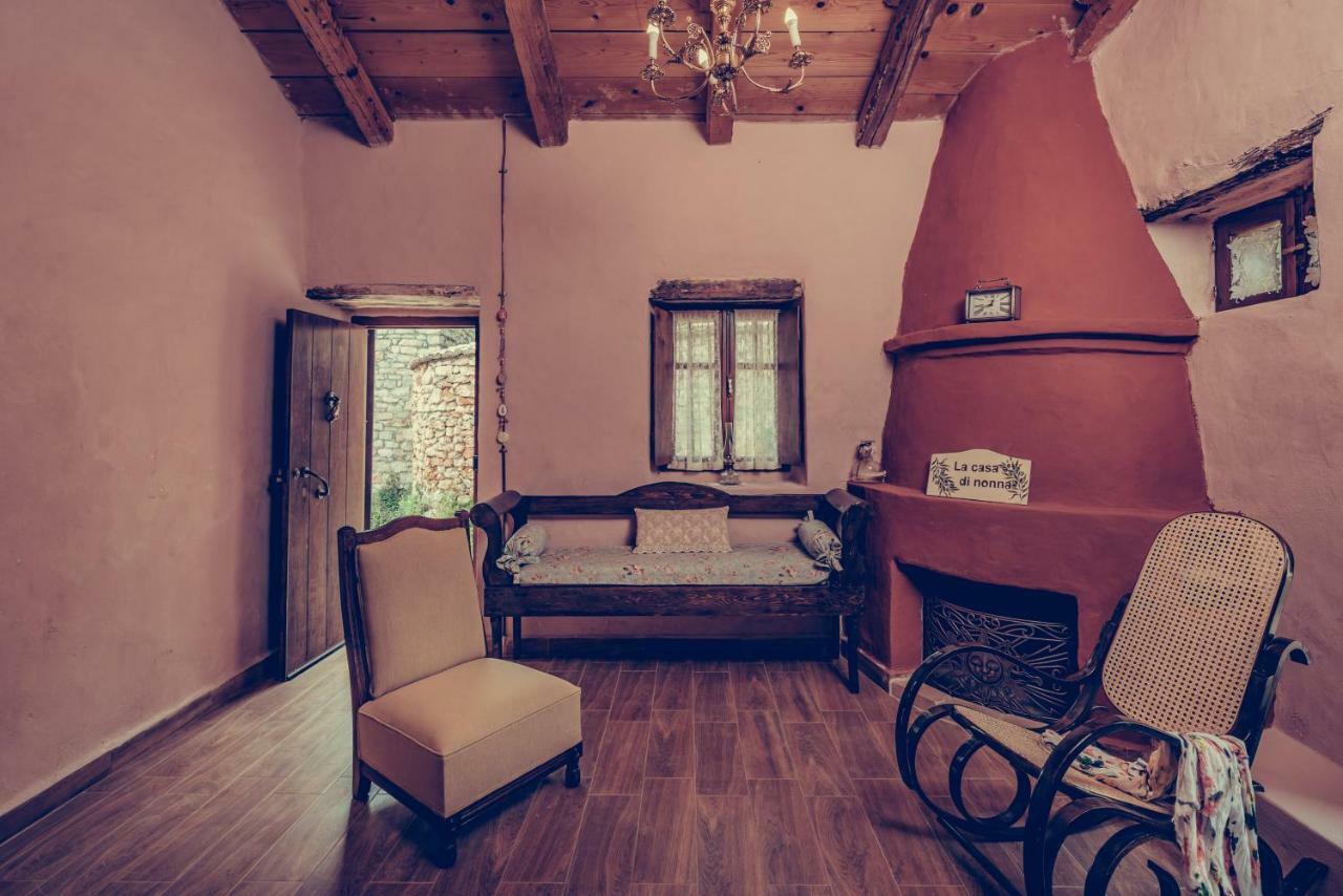 Affittacamere La Casa Di Nonna Koríthion Esterno foto
